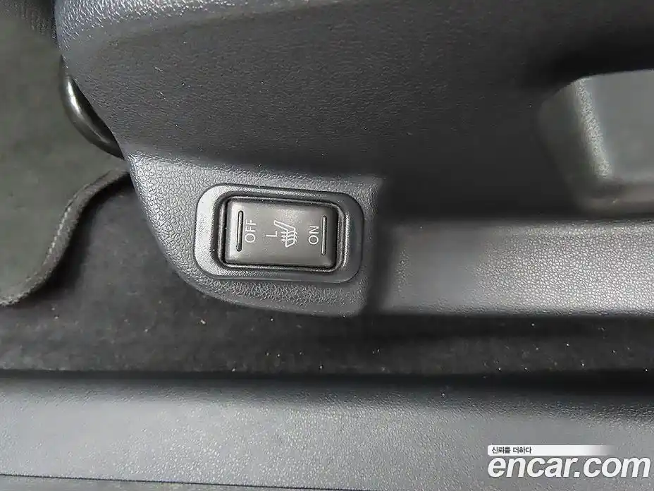 Renault SM3 2016 1.6 Автомат в Москве № 152658, фото 11