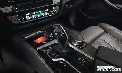 BMW 5-Series 2023 2.0 Автомат в Москве № 159136, миниатюра 9