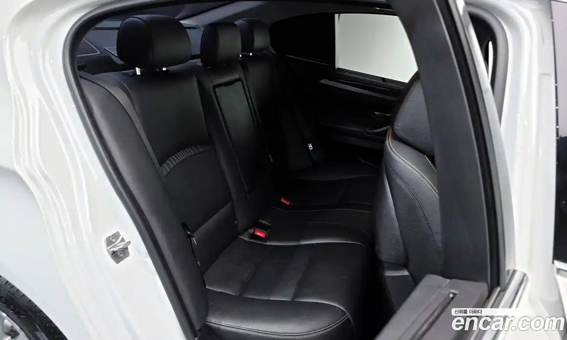 BMW 5-Series 2016 2.0 Автомат в Москве № 159170, фото 17