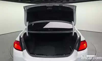 BMW 5-Series 2016 2.0 Автомат в Москве № 159170, миниатюра 2