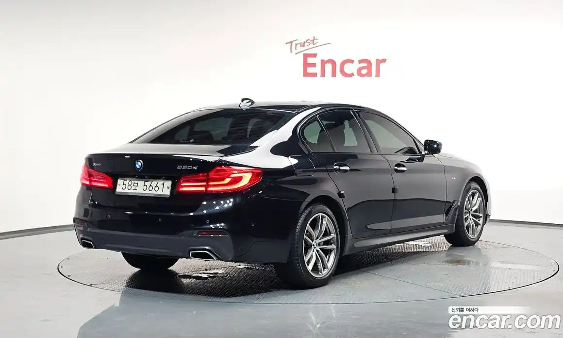 BMW 5-Series 2017 2.0 Автомат в Москве № 159400, фото 19