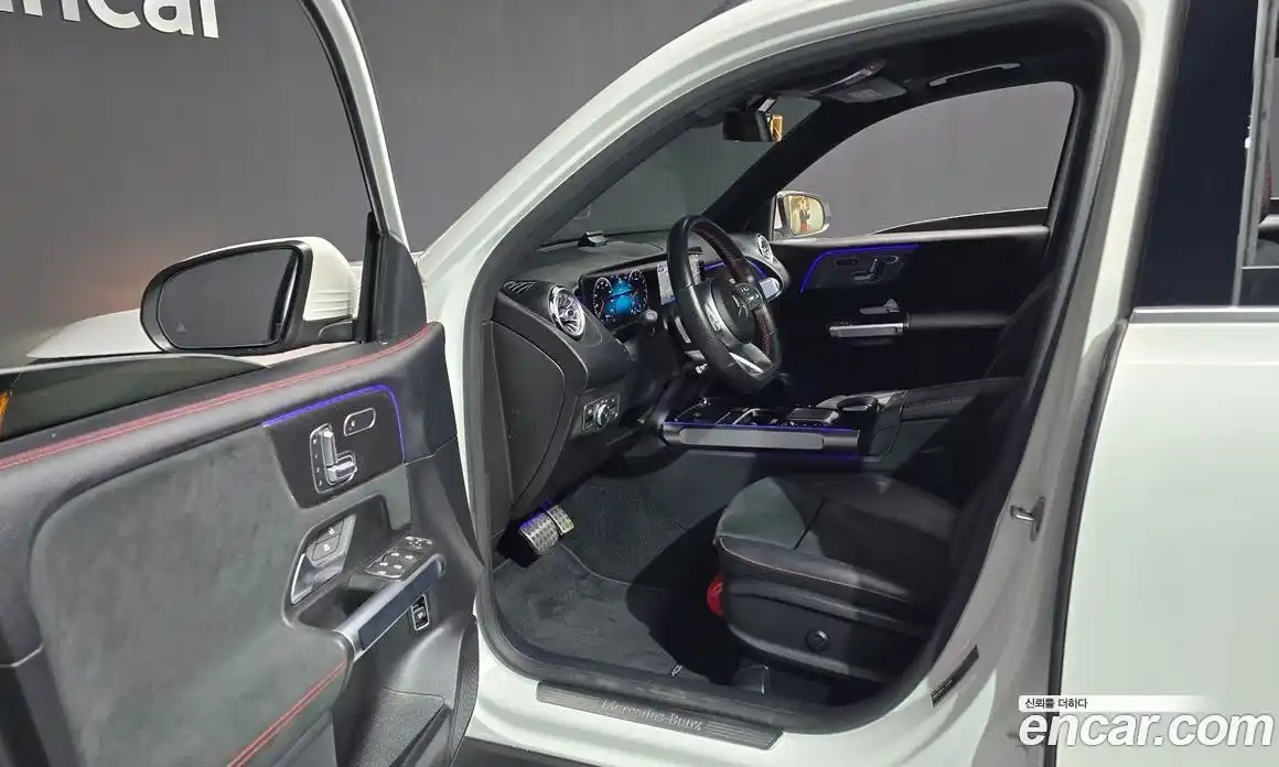 Mercedes-Benz GLB-Class 2021 2.0 Автомат в Москве № 160355, фото 14