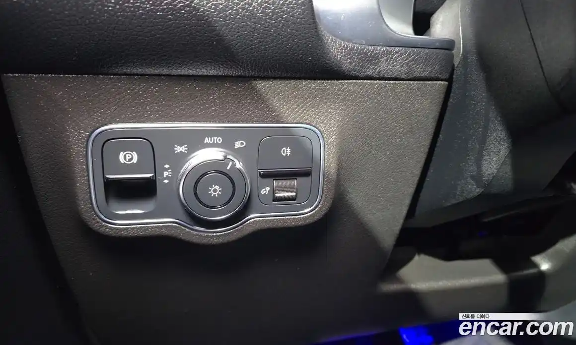 Mercedes-Benz GLB-Class 2021 2.0 Автомат в Москве № 160355, фото 20