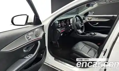 Mercedes-Benz E-Class 2017 2.0 Автомат в Москве № 161041, миниатюра 11