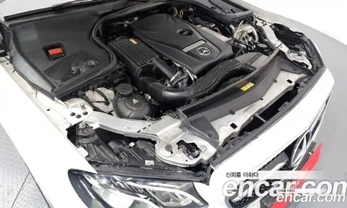 Mercedes-Benz E-Class 2017 2.0 Автомат в Москве № 161041, фото 6