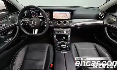 Mercedes-Benz E-Class 2017 2.0 Автомат в Москве № 161041, миниатюра 7