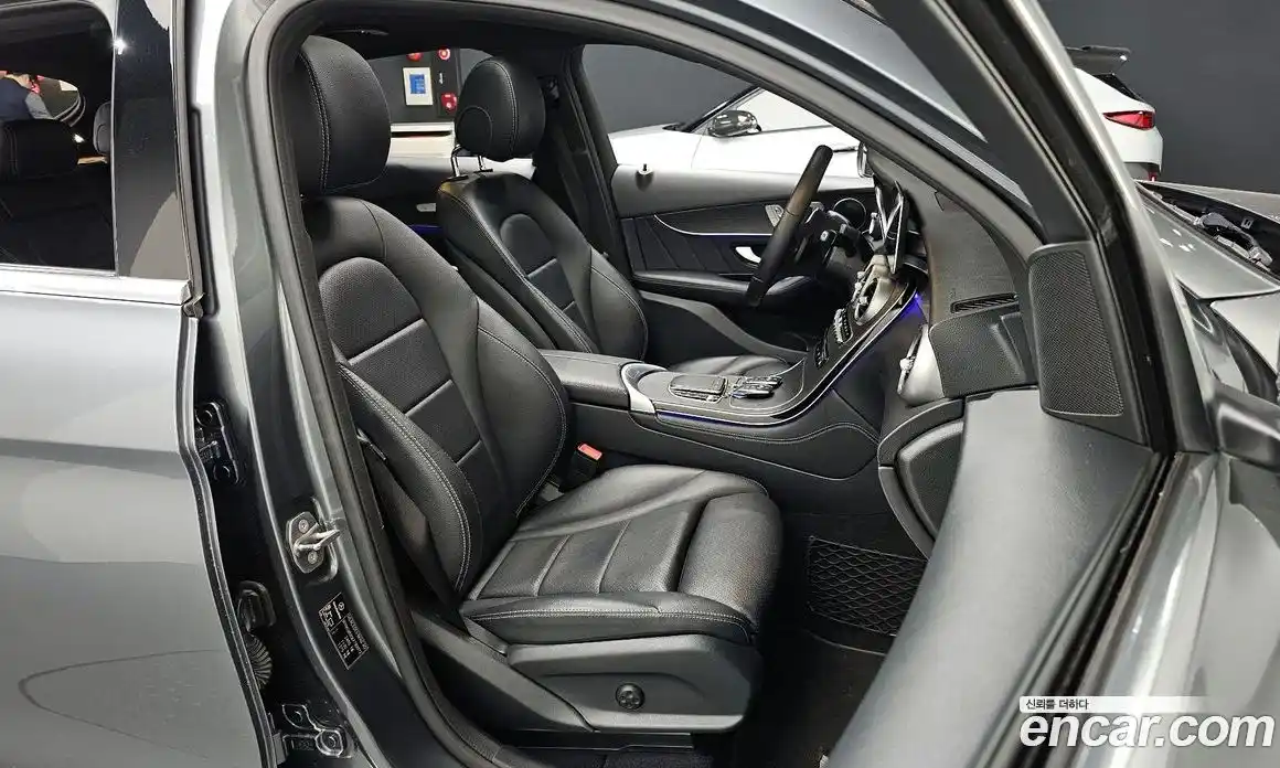 Mercedes-Benz GLC-Class 2020 2.0 Автомат в Москве № 161636, фото 10