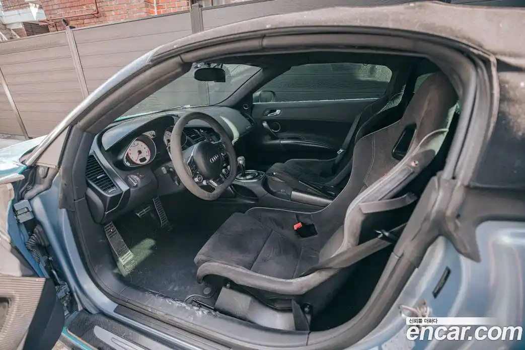 Audi R8 2012 5.2 Автомат в Москве № 162757, фото 8