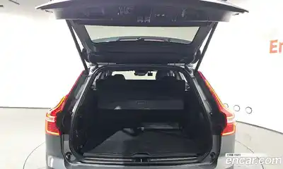 Volvo XC60 2021 2.0 Автомат в Москве № 164398, миниатюра 11