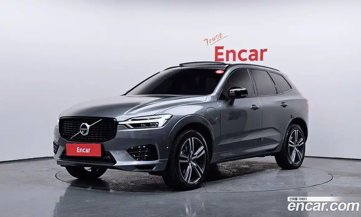 Volvo XC60 2021 2.0 Автомат в Москве № 164398, фото 12