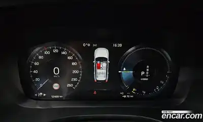 Volvo XC60 2021 2.0 Автомат в Москве № 164398, миниатюра 3