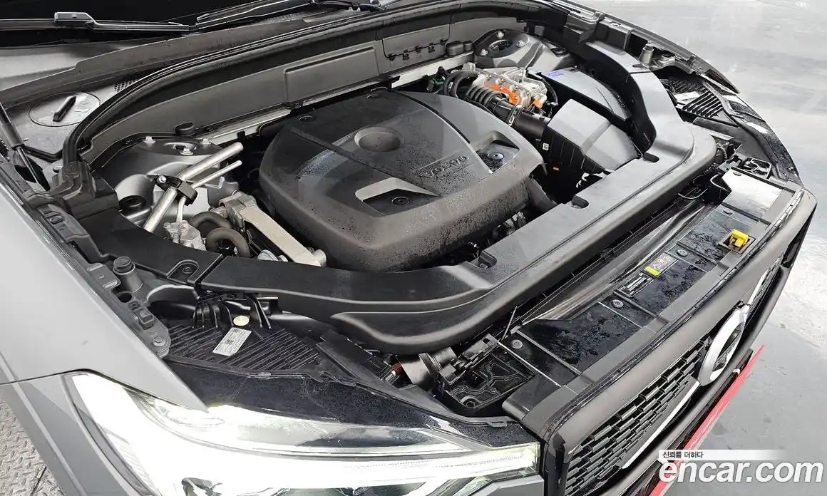 Volvo XC60 2021 2.0 Автомат в Москве № 164398, фото 5