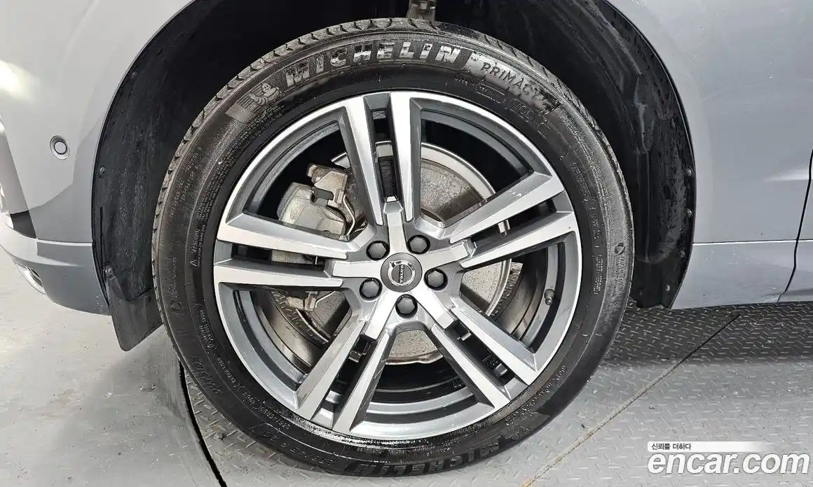 Volvo XC60 2021 2.0 Автомат в Москве № 164398, фото 6