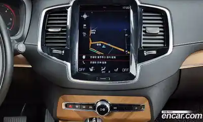 Volvo XC90 2018 2.0 Автомат в Москве № 164655, миниатюра 9