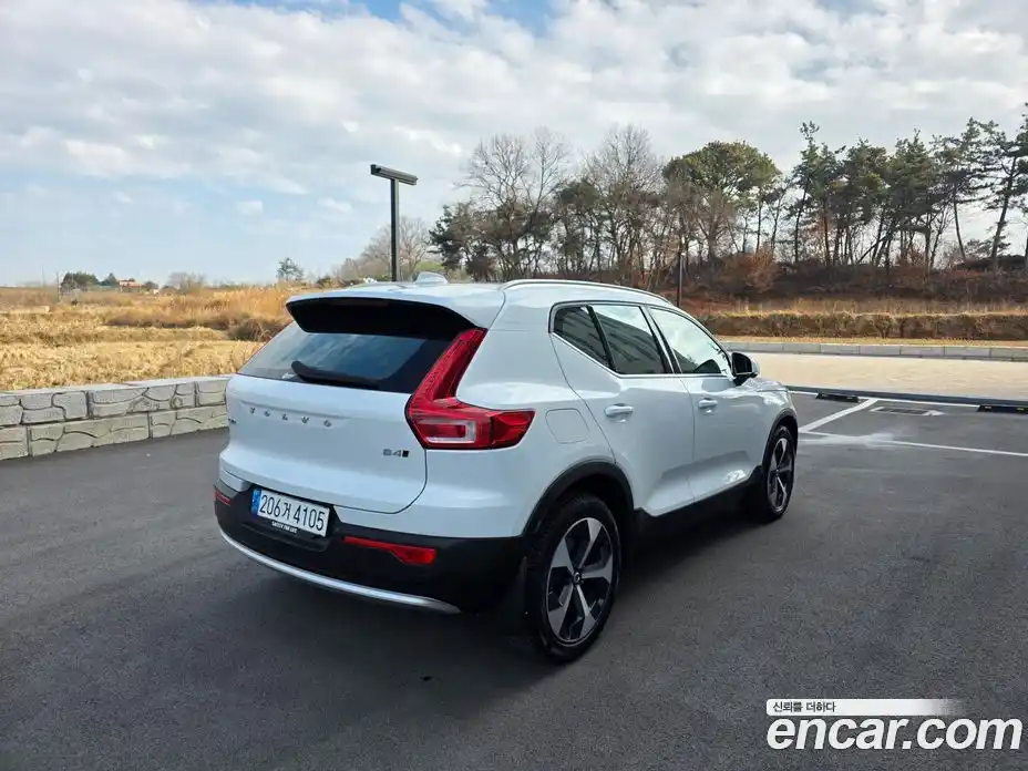 Volvo XC40 2023 2.0 Автомат в Москве № 164812, фото 7