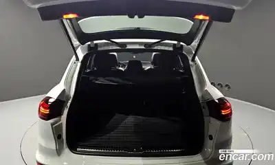 Porsche Cayenne 2016 3.6 Автомат в Москве № 165649, миниатюра 5