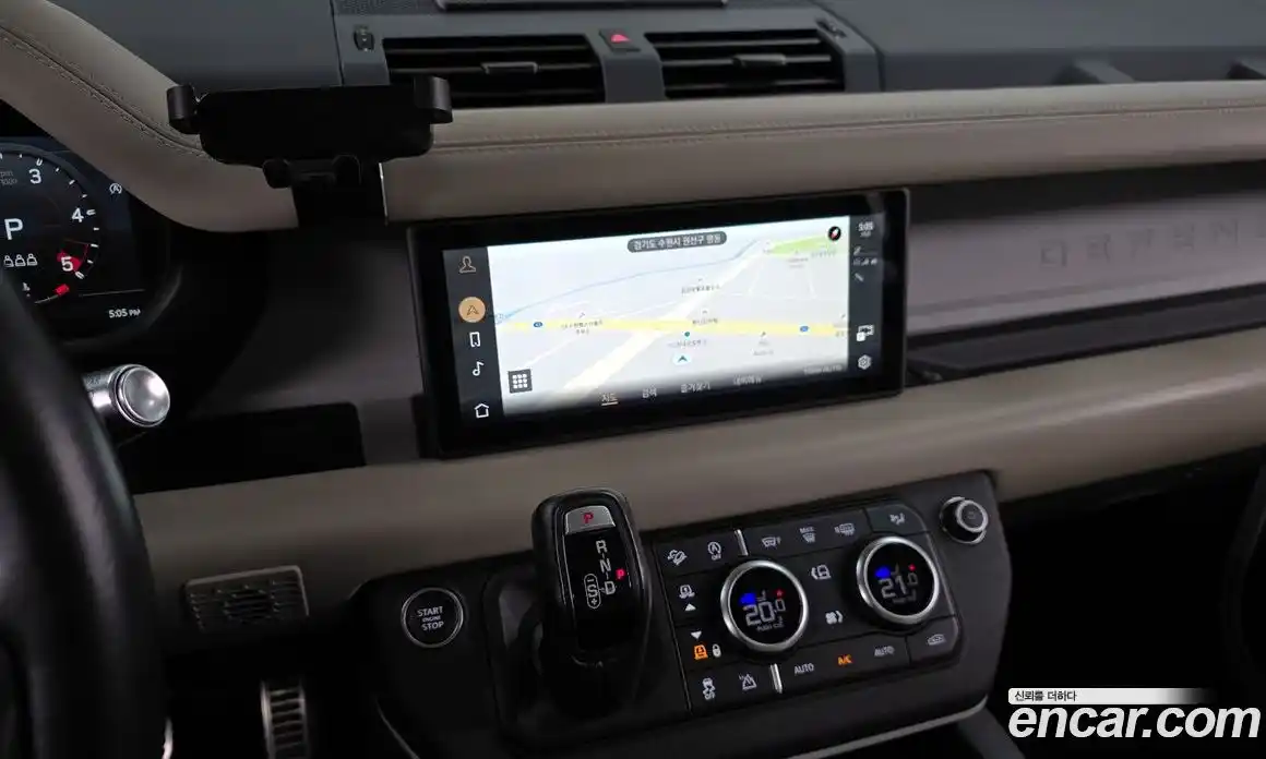 Land Rover Defender 2022 3.0 Автомат в Москве № 166374, фото 15