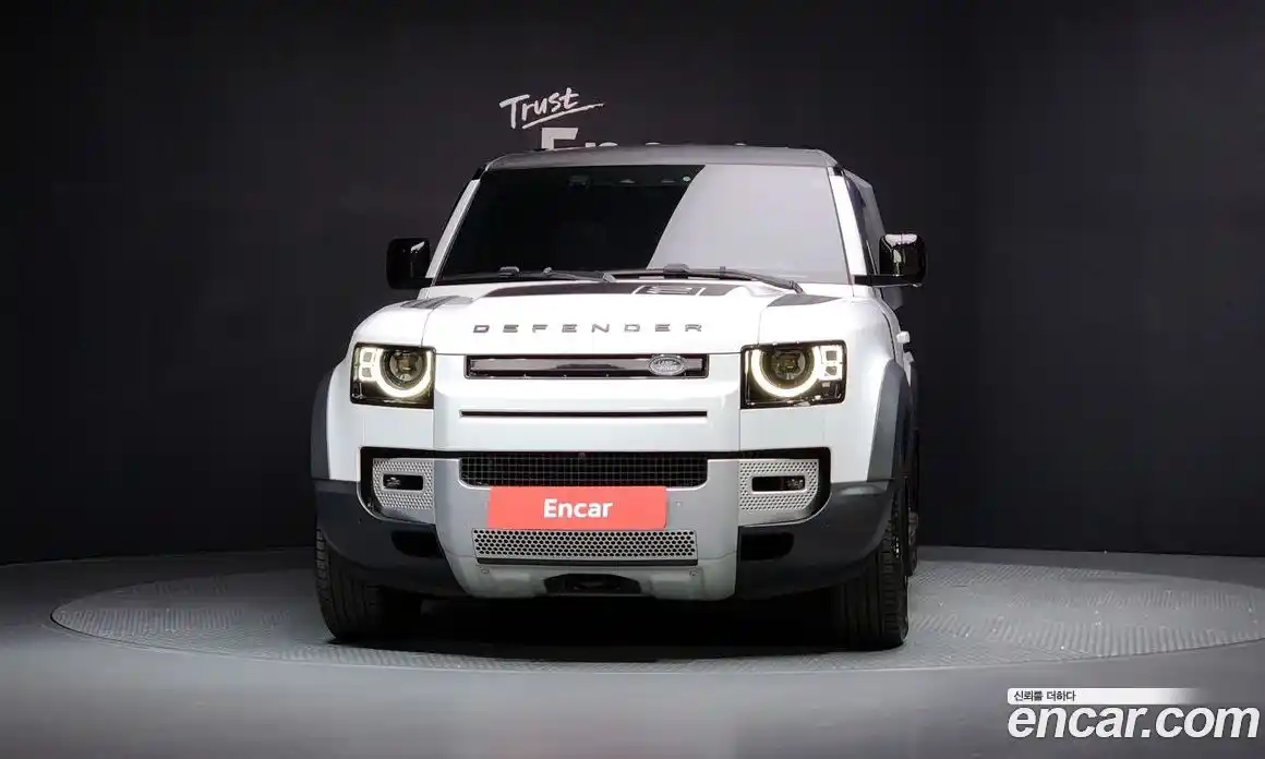 Land Rover Defender 2022 3.0 Автомат в Москве № 166374, фото 3