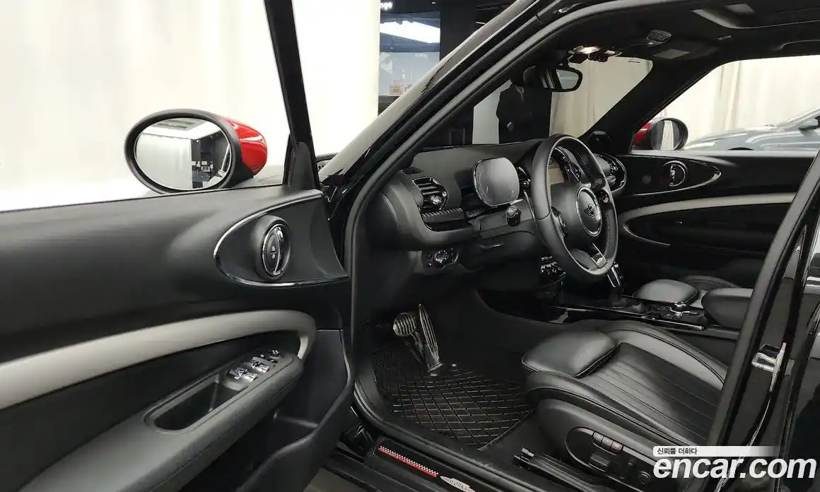 Mini Clubman 2023 2.0 Автомат в Москве № 167226, фото 14