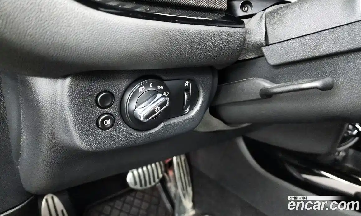 Mini Clubman 2023 2.0 Автомат в Москве № 167226, фото 15