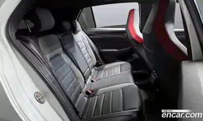 Volkswagen Golf 2023 2.0 Автомат в Москве № 168513, миниатюра 12