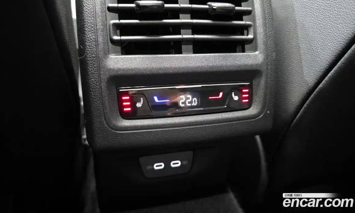 Volkswagen Golf 2023 2.0 Автомат в Москве № 168513, фото 18