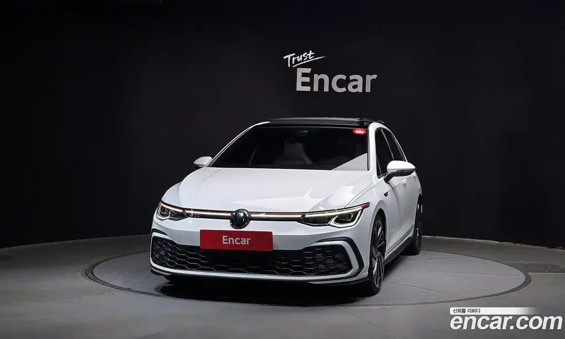 Volkswagen Golf 2023 2.0 Автомат в Москве № 168513, фото 3