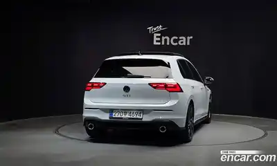 Volkswagen Golf 2023 2.0 Автомат в Москве № 168513, миниатюра 4