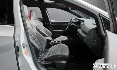 Volkswagen Golf 2023 2.0 Автомат в Москве № 168513, миниатюра 10