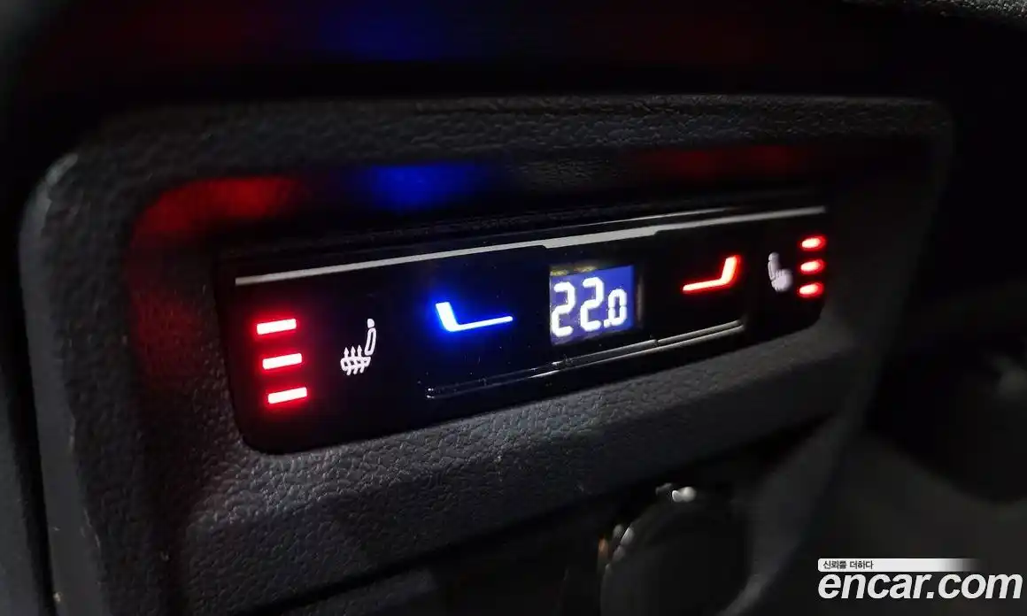 Volkswagen Tiguan 2023 2.0 Автомат в Москве № 168603, фото 19