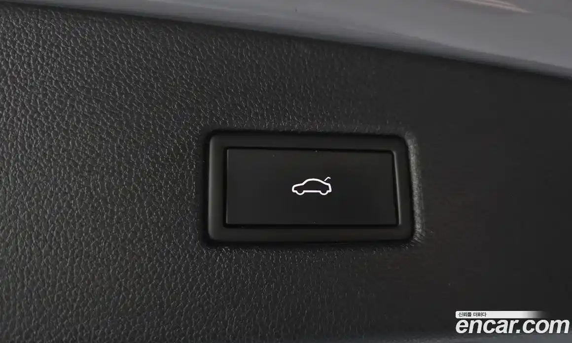 Volkswagen Tiguan 2022 2.0 Автомат в Москве № 168747, фото 19