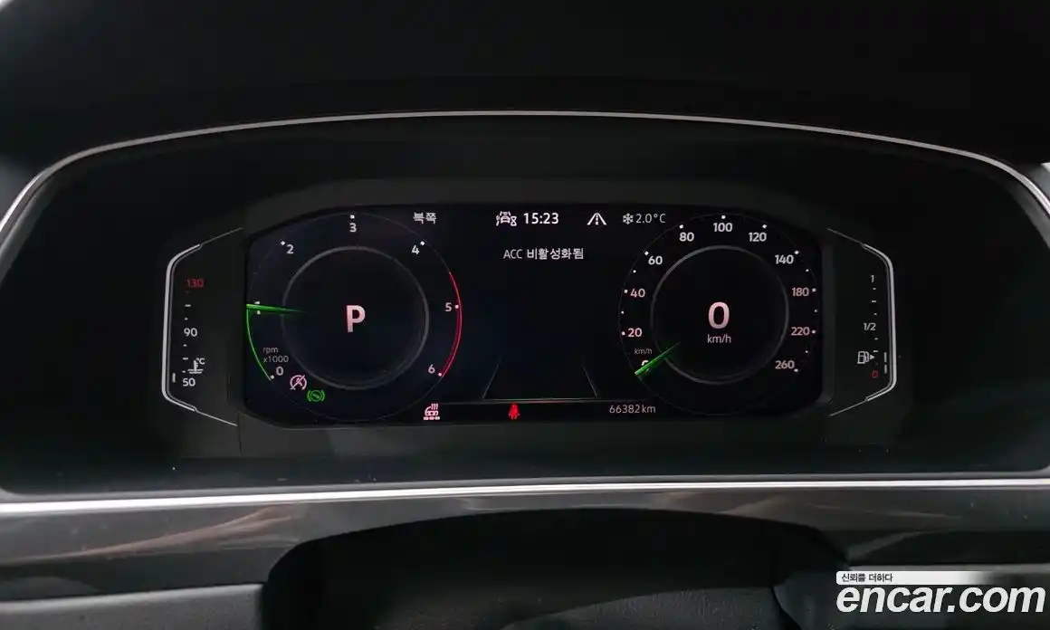 Volkswagen Tiguan 2022 2.0 Автомат в Москве № 168747, фото 8