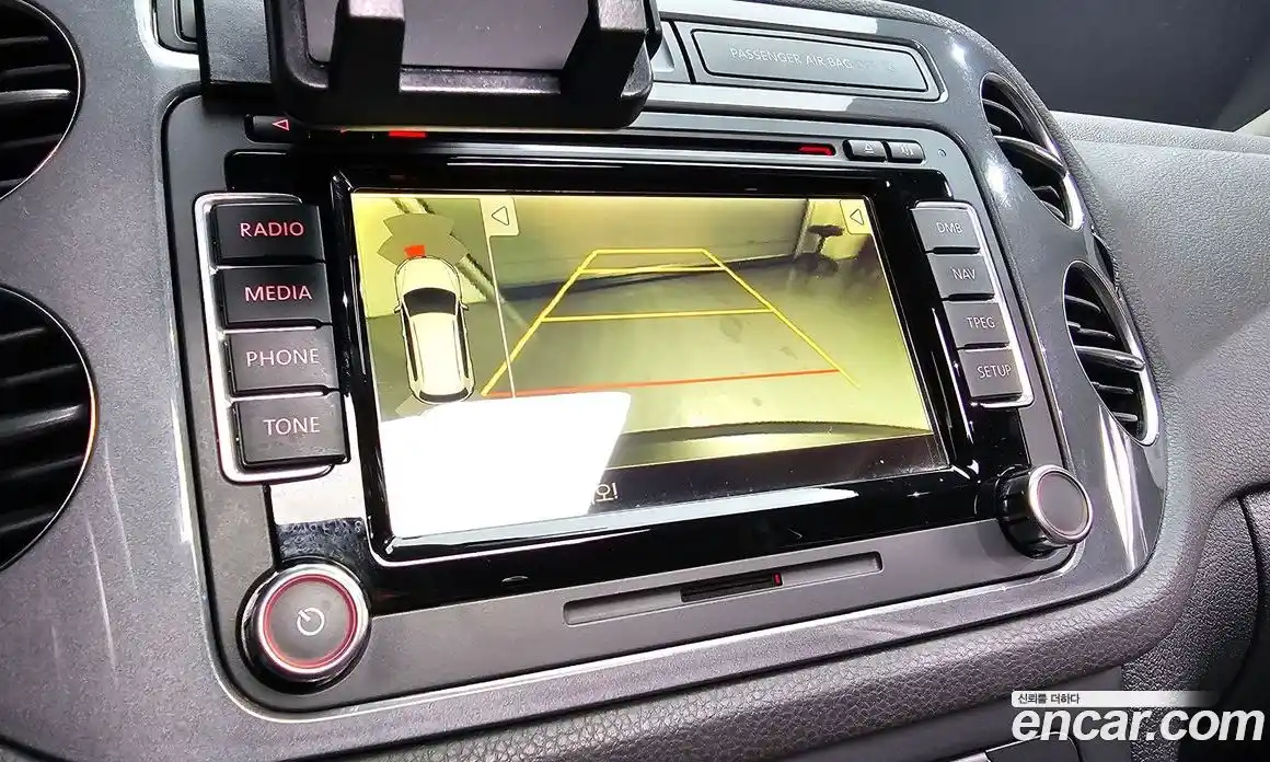 Volkswagen Tiguan 2014 2.0 Автомат в Москве № 168964, фото 16