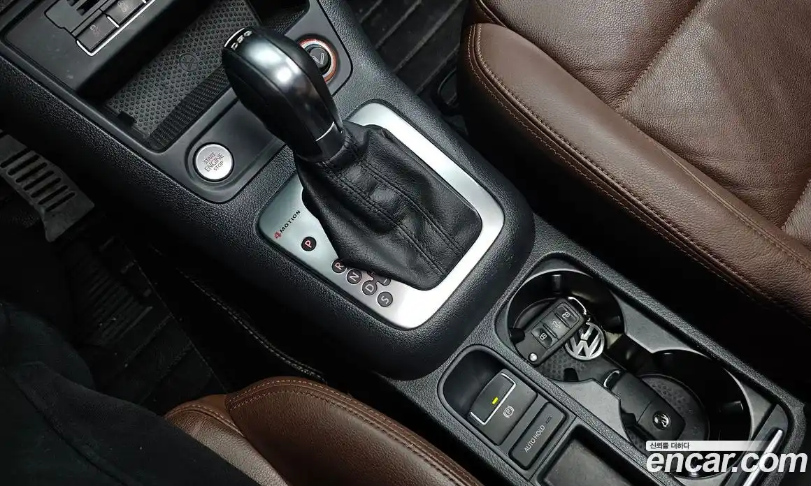 Volkswagen Tiguan 2014 2.0 Автомат в Москве № 168964, фото 9