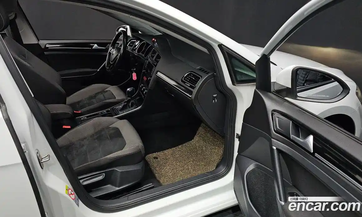 Volkswagen Golf 2015 2.0 Автомат в Москве № 168996, фото 19