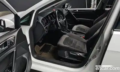 Volkswagen Golf 2015 2.0 Автомат в Москве № 168996, миниатюра 2