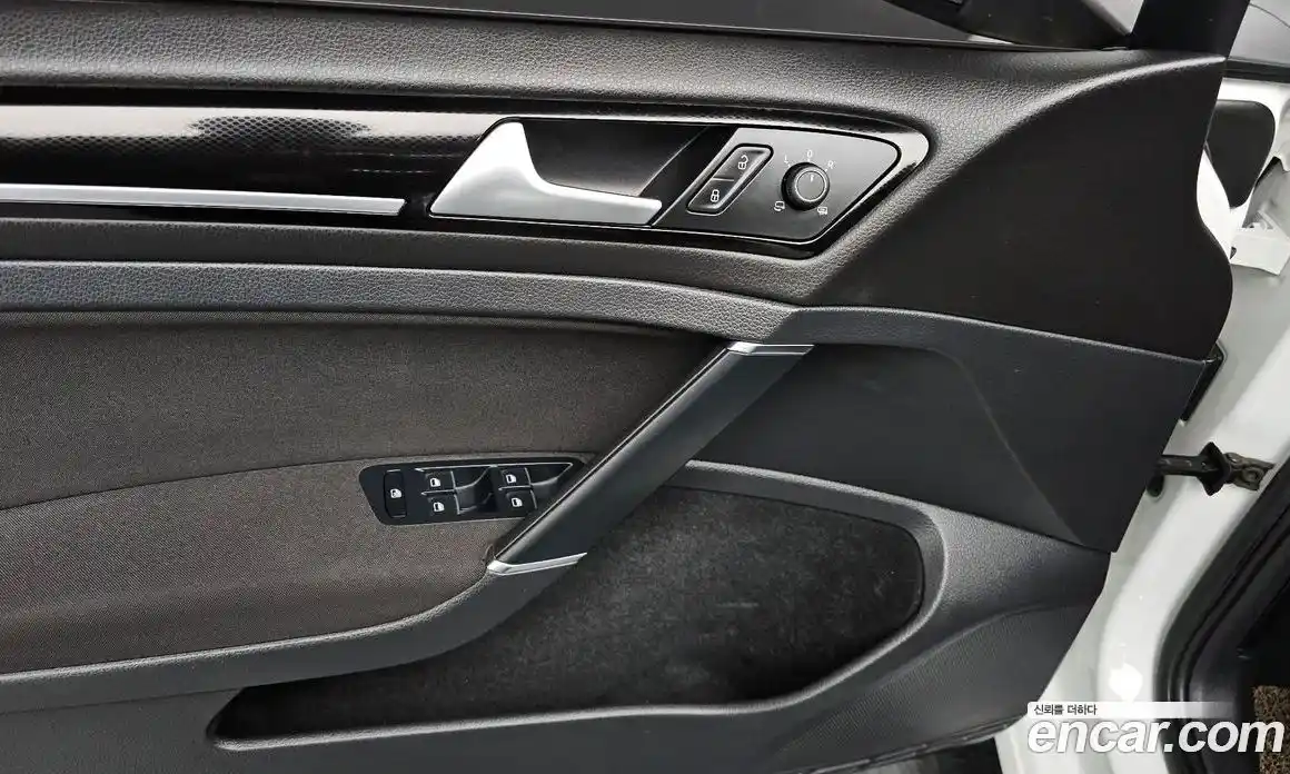 Volkswagen Golf 2015 2.0 Автомат в Москве № 168996, фото 4