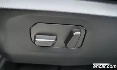 Jeep Wrangler 2024 2.0 Автомат в Москве № 169940, миниатюра 11