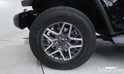 Jeep Wrangler 2024 2.0 Автомат в Москве № 169940, миниатюра 5