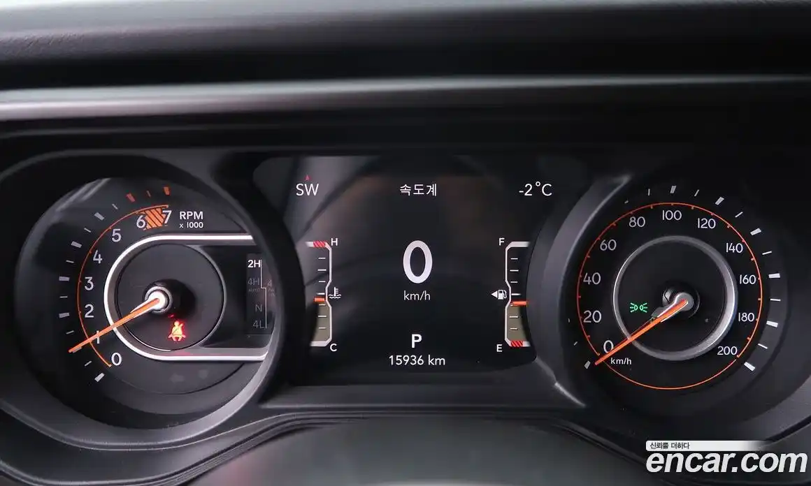 Jeep Wrangler 2024 2.0 Автомат в Москве № 169940, фото 8