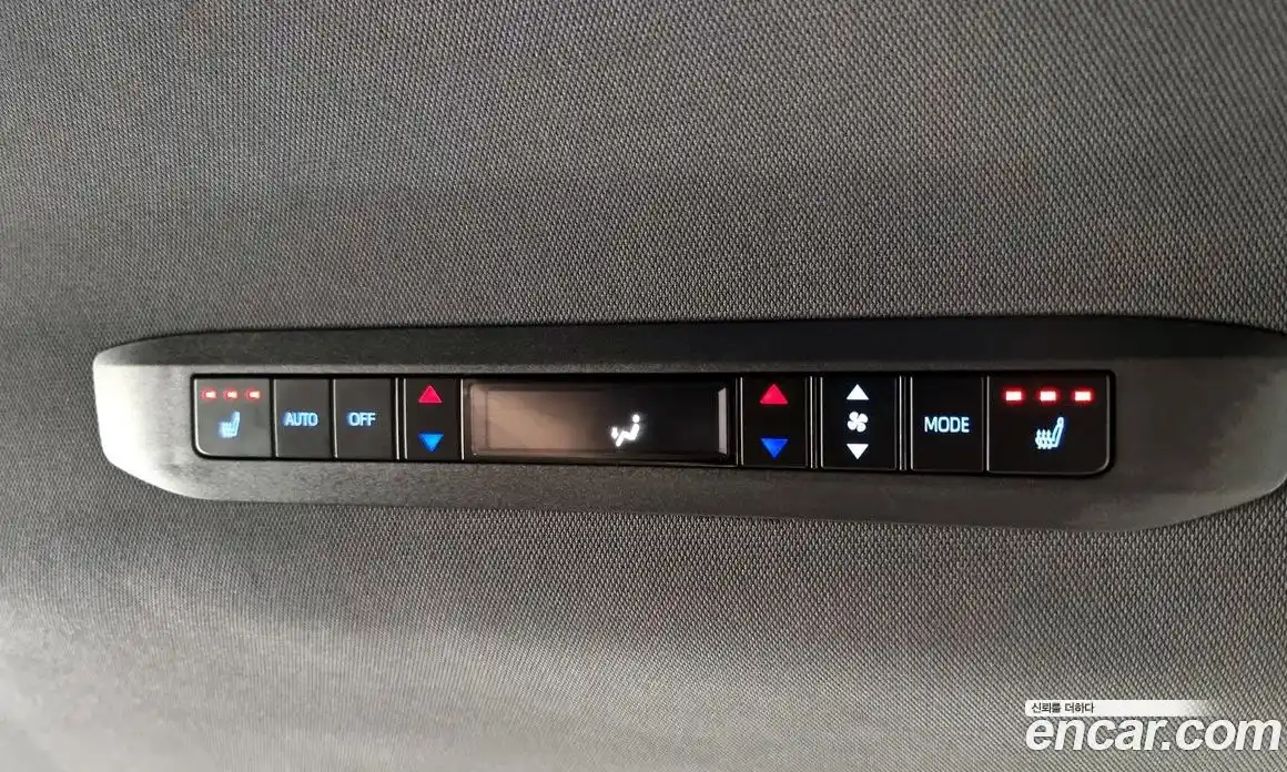 Toyota Sienna 2023 2.5 Автомат в Москве № 170240, фото 10