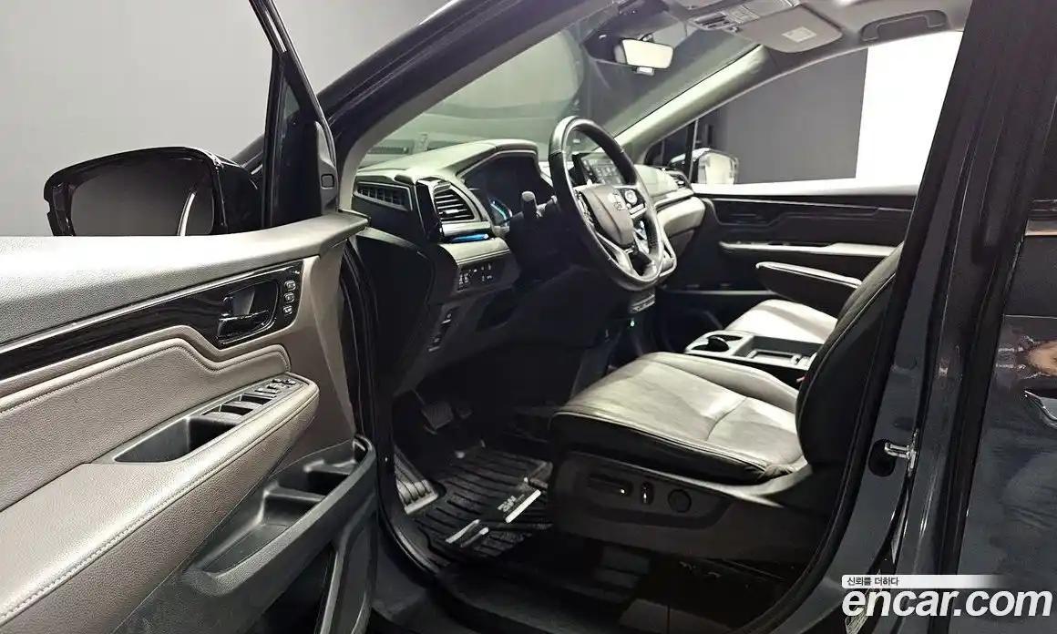 Honda Odyssey 2022 3.5 Автомат в Москве № 170429, фото 18