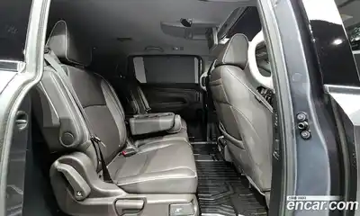 Honda Odyssey 2022 3.5 Автомат в Москве № 170429, миниатюра 4