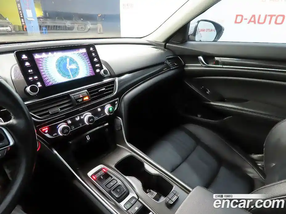 Honda Accord 2019 2.0 Автомат в Москве № 170544, фото 11