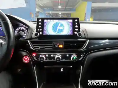 Honda Accord 2019 2.0 Автомат в Москве № 170544, миниатюра 12