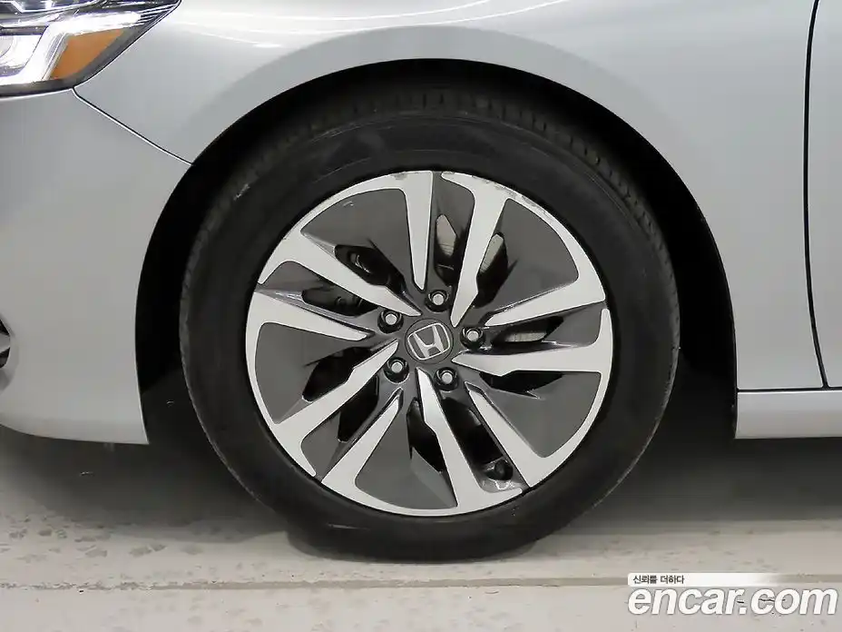 Honda Accord 2019 2.0 Автомат в Москве № 170544, фото 20