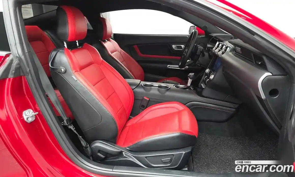 Ford Mustang 2023 2.3 Автомат в Москве № 170894, фото 11