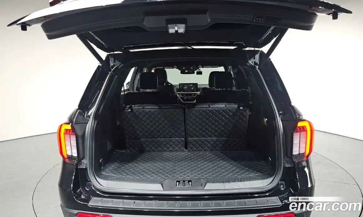 Ford Explorer 2025 2.3 Автомат в Москве № 170904, фото 3