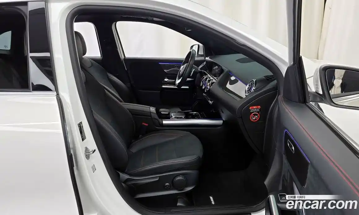 Mercedes-Benz GLA-Class 2022 2.0 Автомат в Москве № 173480, фото 11