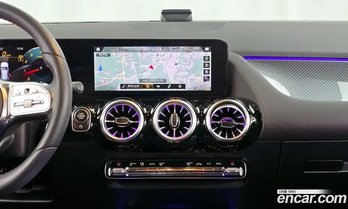 Mercedes-Benz GLA-Class 2022 2.0 Автомат в Москве № 173480, фото 14